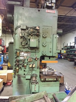 100 Ton, Niagara #E-90-S, gap frame press, 6" stroke, 15" SH, 4.5" slide adjustment, air clutch, 39" x 25" - Image 2