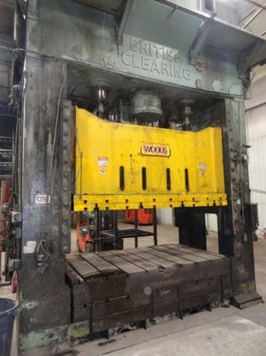 650 Ton, USI Clearing #S4-650-108-64, straight side 4-point press, 18" stroke, 48" Shut Height, 14" adjustment - Image 2