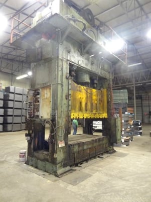 650 Ton, USI Clearing #S4-650-108-64, straight side 4-point press, 18" stroke, 48" Shut Height, 14" adjustment - Image 7
