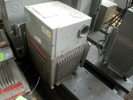 10 KVA 240/480 Primary, 120/240 Secondary, General Electric #9T21B1006-G2, single phase transformer (2 - Image 1