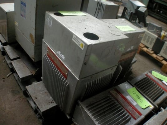 15 KVA 540/570/600 Primary, 120/240 Secondary, General Electric #9T21B9113, single phase transformer - Image 1
