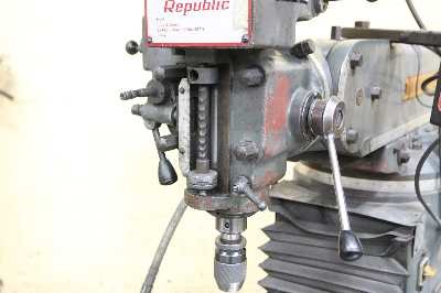 Lagun #FTV-1, 10" x44" table, 3 HP, 30" X, 16" Y, 5" Z, 26" power feed, R-8 spindle taper, digital read out - Image 5