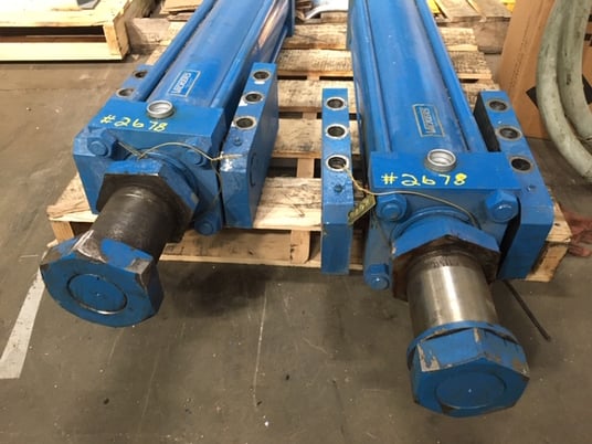 6" Bore, Hydraulic cylinder, Vickers, 4" rod, double-action, 27" str, 3000 psi, Trunnion mount, #2678 (2 - Image 2