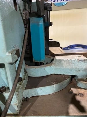 10.8" Eisele #VMS-300PV, semi automatic mitering coldsaw, 1994, S/N 3844 - Image 4