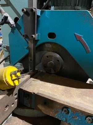 10.8" Eisele #VMS-300PV, semi automatic mitering coldsaw, 1994, S/N 3844 - Image 7