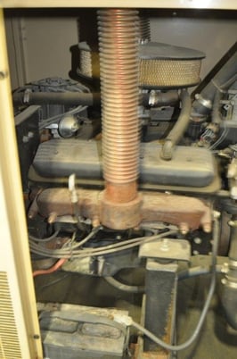 30 KVA Generac #96A05855S, Natural or LP gas generator, 1 phase, 60 Hz, 120/240 Volts, 208 hours - Image 1