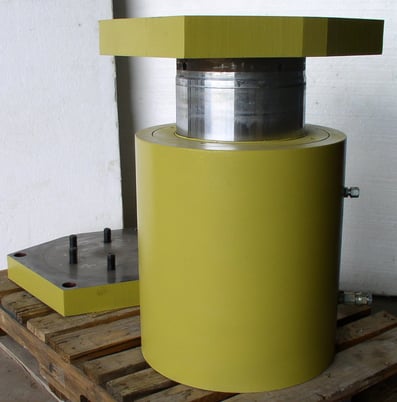 12" Bore, Atlas / Parker, hydraulic cylinder, 5" stroke, 9" Rod, 10000 psi, 565 Ton - Image 2