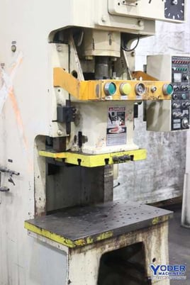 60 Ton, Stamtec #G1-60 gap frame press, 4.728" stroke, air clutch, 35-90 SPM, 7-1/2 HP, dual palm buttons - Image 4