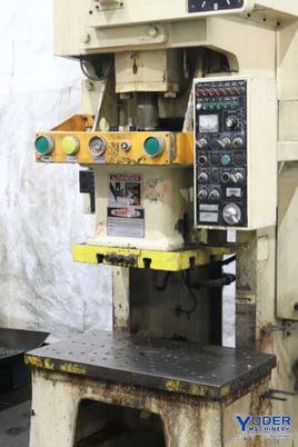 60 Ton, Stamtec #G1-60 gap frame press, 4.728" stroke, air clutch, 35-90 SPM, 7-1/2 HP, dual palm buttons - Image 5
