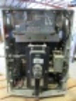 600 Amps, General Electric, AK-1-25-4, manually operated, drawout, #AB5999 - Image 2