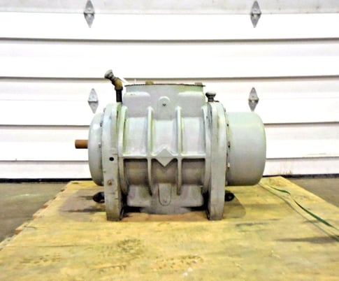Sutorbilt #CDGBJAA, rotary posivie blower, 2440 RPM, 4-3/4" L x 1-3/4" W shaft - Image 1
