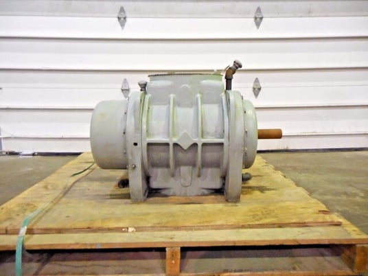 Sutorbilt #CDGBJAA, rotary posivie blower, 2440 RPM, 4-3/4" L x 1-3/4" W shaft - Image 2