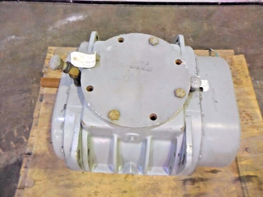 Sutorbilt #CDGBJAA, rotary posivie blower, 2440 RPM, 4-3/4" L x 1-3/4" W shaft - Image 6