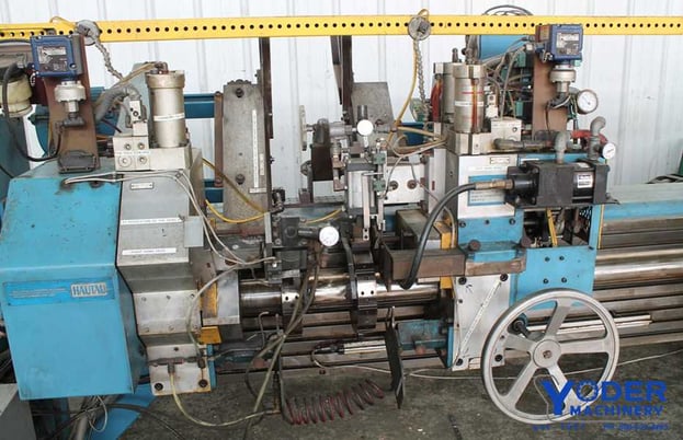 Hautau #CC15M, double end chamfer machine,.25"-1.5" dia. capacity, 2"-36" lgth, 1995, #61481 - Image 2