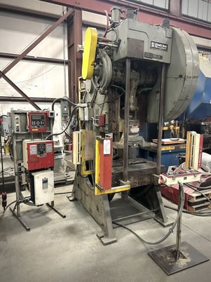 80 Ton, South Bend Johnson #80FW-AC, 4" stroke, 15" Shut Height, 36" x24" bed, 87-175 SPM, 1981 - Image 1