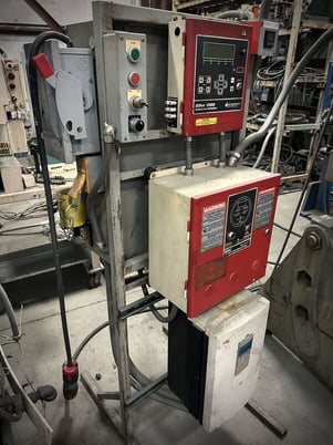 80 Ton, South Bend Johnson #80FW-AC, 4" stroke, 15" Shut Height, 36" x24" bed, 87-175 SPM, 1981 - Image 9