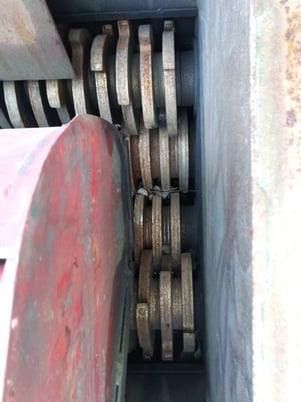 Untha #RS60, used grinder shredder, 4 shaft design, approx 56.69" x 33.85" cutting chamber, approx 2-3 TPH - Image 5