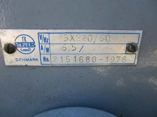 Struers / Discotom Metallurgical Saw with Coolant Pump - Image 6