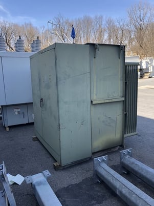 1000 kVA, 12470/7200 WYE Primary, 208/120 WYE Secondary, Mcgraw-Edison Edison, Radial feed, Live front - Image 2