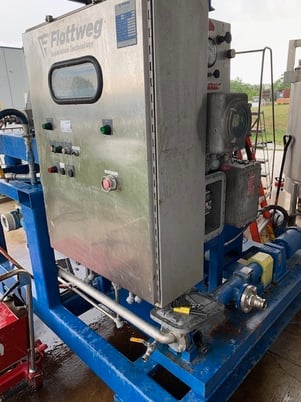 Flottweg #Z23-4/441, tricanter, 9", hydraulic drive, feed pump, mounted on skid - Image 2