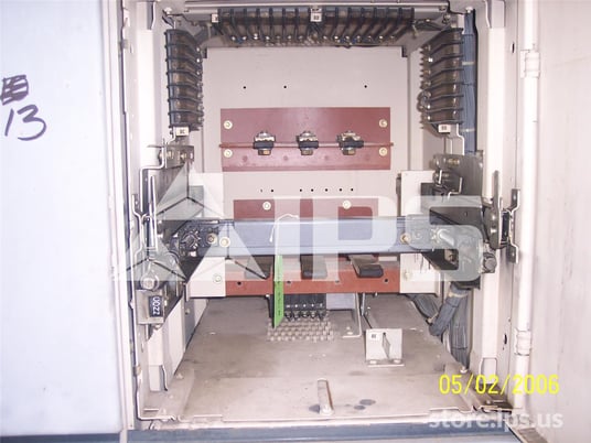 4000 Amps GE Akd-5 Fused Indoor Switchgear 4-600 Amps Feeder - Image 1