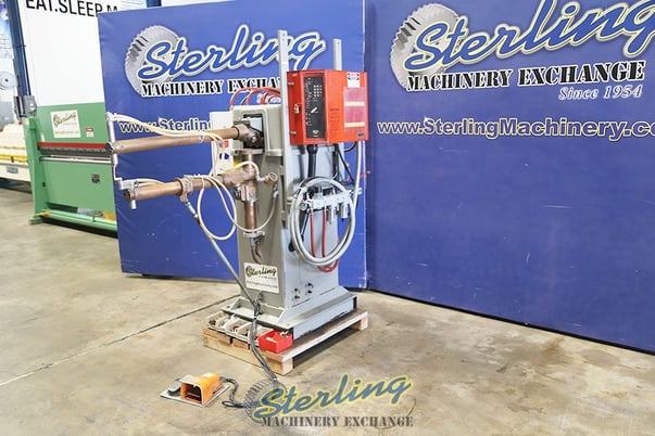 50 KVA Standard #AR3-30-50, 33" throat, Janda 105 Microprocessor, foot pedal, #A6222 - Image 3