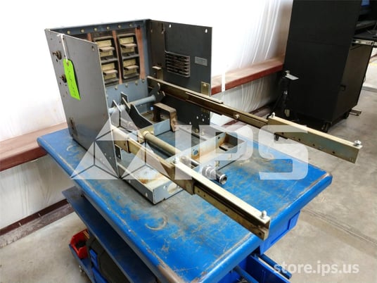 800 Amps Sylvania Drawout Substructure For Sspb, Manually Or Electrically Operated Breaker - Image 5