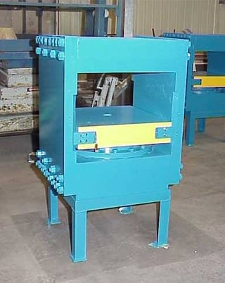 400 Ton, Up-acting press, 8" stroke, 11.5" daylight, 26" x26", 20" dia ram, 2500 psi, #467 - Image 1
