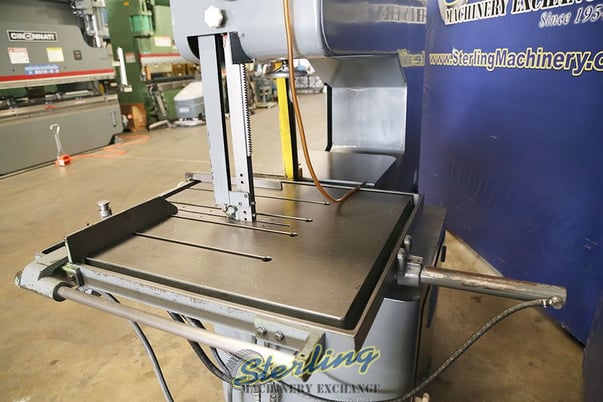 40" x 15" Continental #USF10R, 12-6600 RPM, hydraulic table feed, 26" x 29.5" tilt table, blade - Image 7