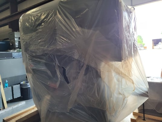 2250 HP 900 RPM General Electric, Frame 8411, new, 2300/4000 Volts - Image 2