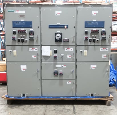 Siemens #GM-SG, 1200 Amp, 5 KV, 6 sections w/5 1200 Amp breakers, new surplus - Image 1