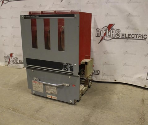Toshiba, DF-41SM120, 400 amp 5000 Volts, drawout unit (2 available) - Image 1