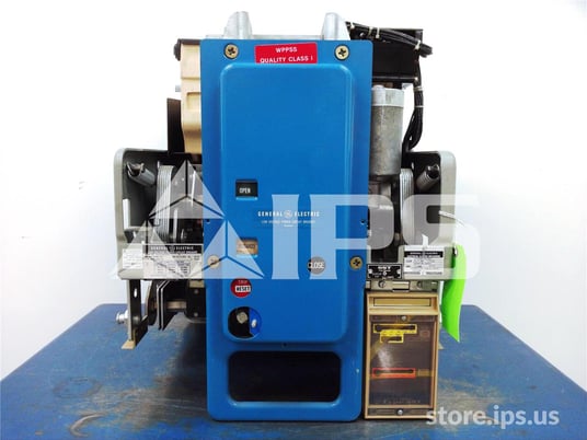 800 Amps GE Akr-5ae-30 Eo/do Unused Surplus (akr-_a-30) 125 Volts DC Control, Sst Li, 300 Amps Ct, Bell Alarm - Image 1