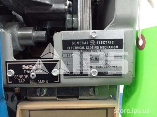 800 Amps GE Akr-5ae-30 Eo/do Unused Surplus (akr-_a-30) 125 Volts DC Control, Sst Li, 300 Amps Ct, Bell Alarm - Image 4