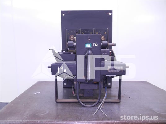 600 Amps WH Db-25 Eo/do 1p 125 Volts DC Control, 125 Volts DC Uv Inst - Image 1