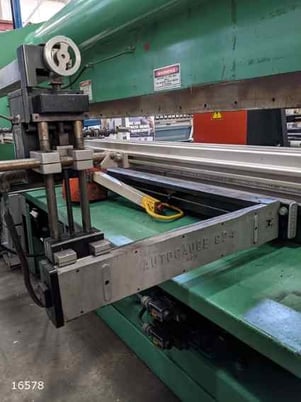 130 Ton, Accurpress #713012, hydraulic, 12' overall, 124" between housing, 8" stroke, 10" throat, S/N - Image 6