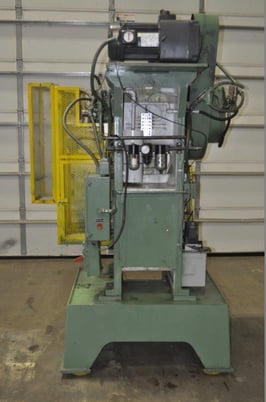 22 Ton, Perkins #22S, 2" stroke, 7" Shut Height, 22" x12" bed, 200-800 SPM, air clutch & brake, 3 HP, s/n - Image 8