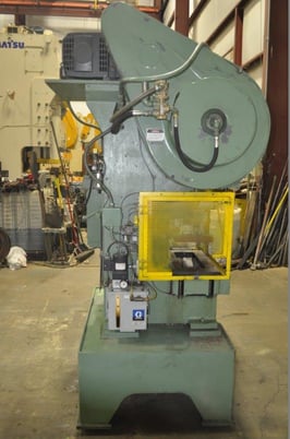 22 Ton, Perkins #22S, 2" stroke, 7" Shut Height, 22" x12" bed, 200-800 SPM, air clutch & brake, 3 HP, s/n - Image 9