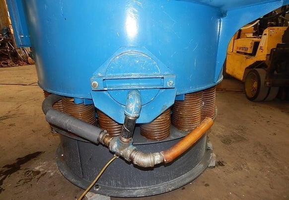 Walther Trowal #CB-400, vibratory bowl, 2004 - Image 6