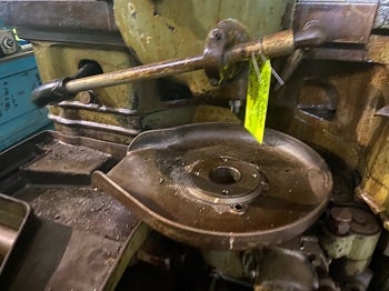 Fellows #65A3, 3" riser, spur guide, coolant pump, 5.12" stroke, 5" face width, change gears, 2040 - Image 3