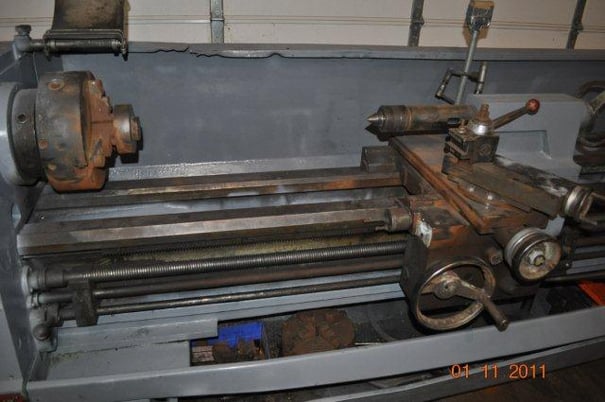 17" x 120" Clausing #7-17-120, engine lathe3 & 4-jaw chuck,inch/metric,Steady Rest,tailstock - Image 5