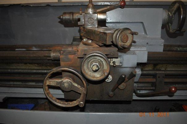 17" x 120" Clausing #7-17-120, engine lathe3 & 4-jaw chuck,inch/metric,Steady Rest,tailstock - Image 10