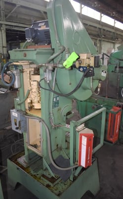 15 Ton, Perkins #15S, high speed gap frame press, 1.5" stroke, 7" Shut Height,air clutch & brake - Image 4