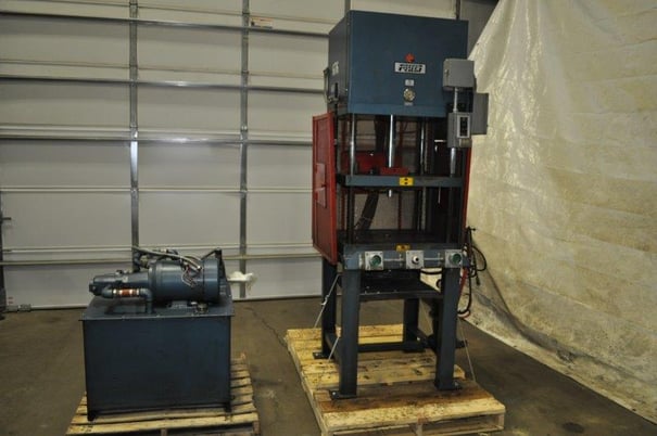 15 Ton, Foster-Wheeler, 4-post hydraulic press, 12" stroke, 26" daylight, 29-1/2"x24"bed & ram, 10 HP - Image 1