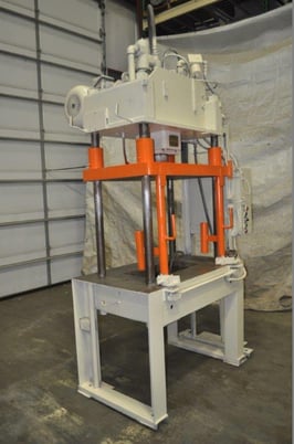 30 Ton, B &T #Rapid-Press, 4-post hydraulic press, 18" stroke, 26" daylight, 47-1/4"x28"bed - Image 2