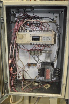 30 Ton, B &T #Rapid-Press, 4-post hydraulic press, 18" stroke, 26" daylight, 47-1/4"x28"bed - Image 8