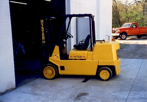 10000 lb. Hyster #S100XL, forklift, LPG, 11' lift, 63" forks, Hydrostatic drive, 1994 - Image 1