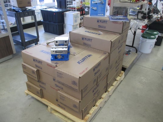 NEW Kurt #DX6, 6" Milling Machine Vise - Image 7