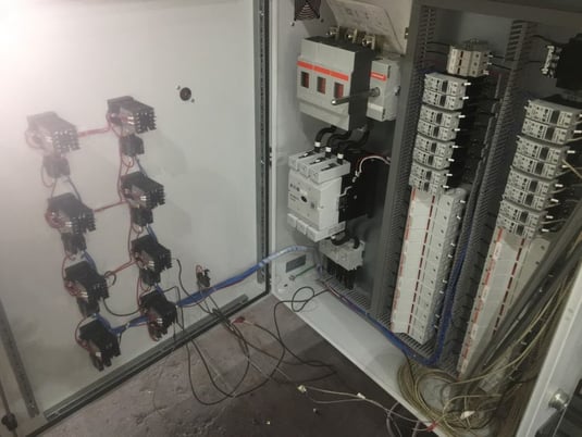 300 Ton, Heim #S300, 10" stroke, 102" x 60" bed, 28 SPM, Link controls, bargain, #5146 - Image 10