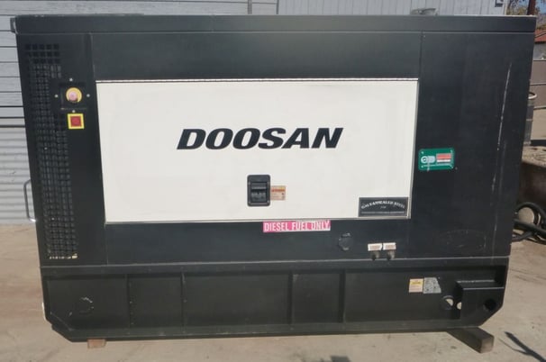 58 KW Daewoo Doosan #G70WDJ-2A-TX-T3, diesel generator, sound attenuated enclosure, Tier 3 Final, 9099 hours - Image 2